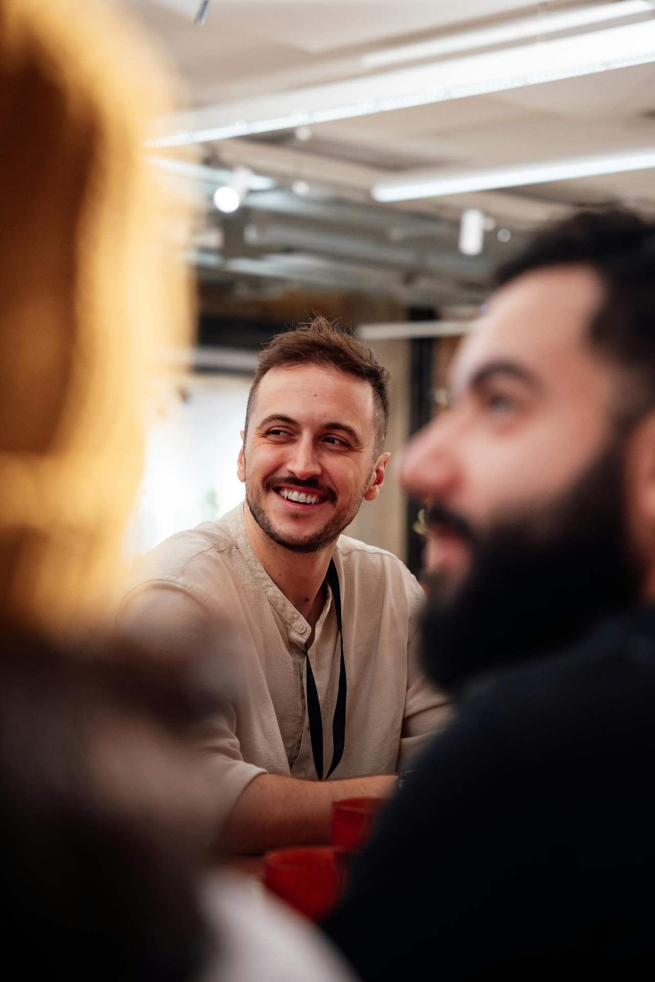 Persoonlijk gesprek tussen een medewerker en een cliënt van LegalHero